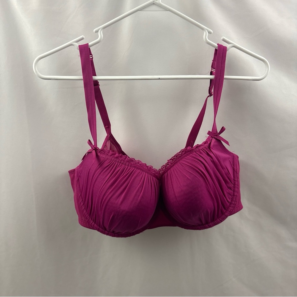 Cacique Lane Bryant Pink Lined Underwire T-Shirt Bra Size 40DD Pleated